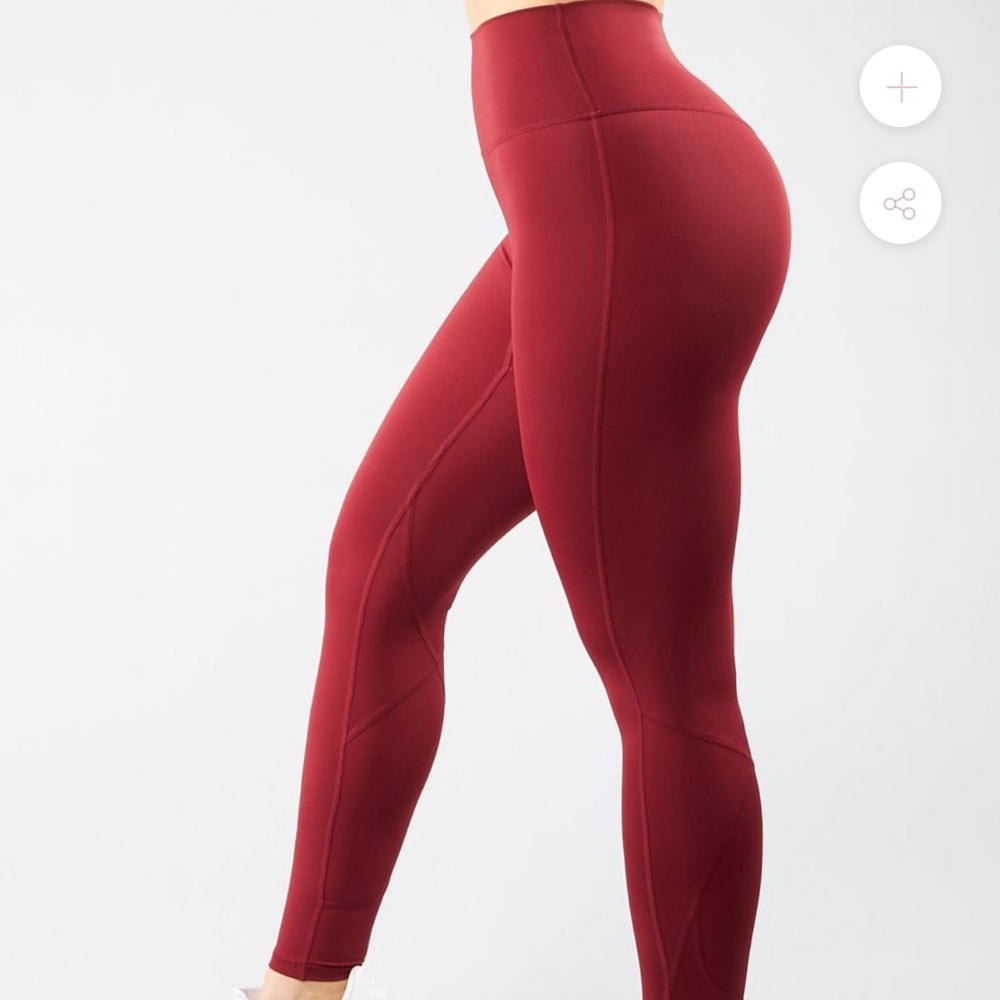 NWOT- Buffbunny Step Up Leggings Guns & Roses